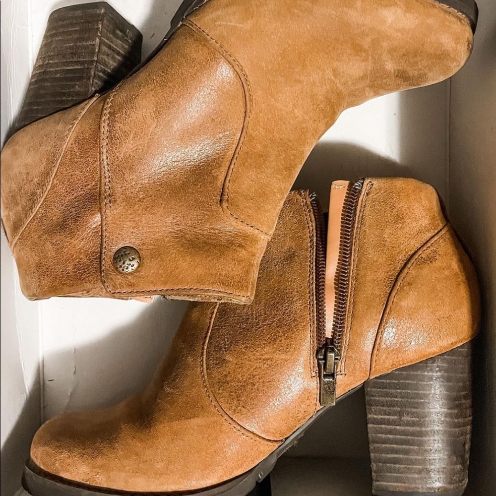 Ankle boots - real leather